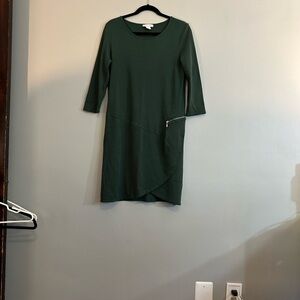 EUC green Joan Vaas tulip hem dress size  large